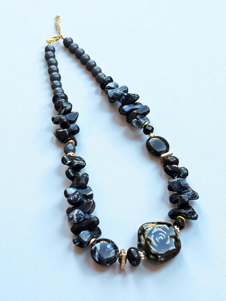 Collar Swirl
