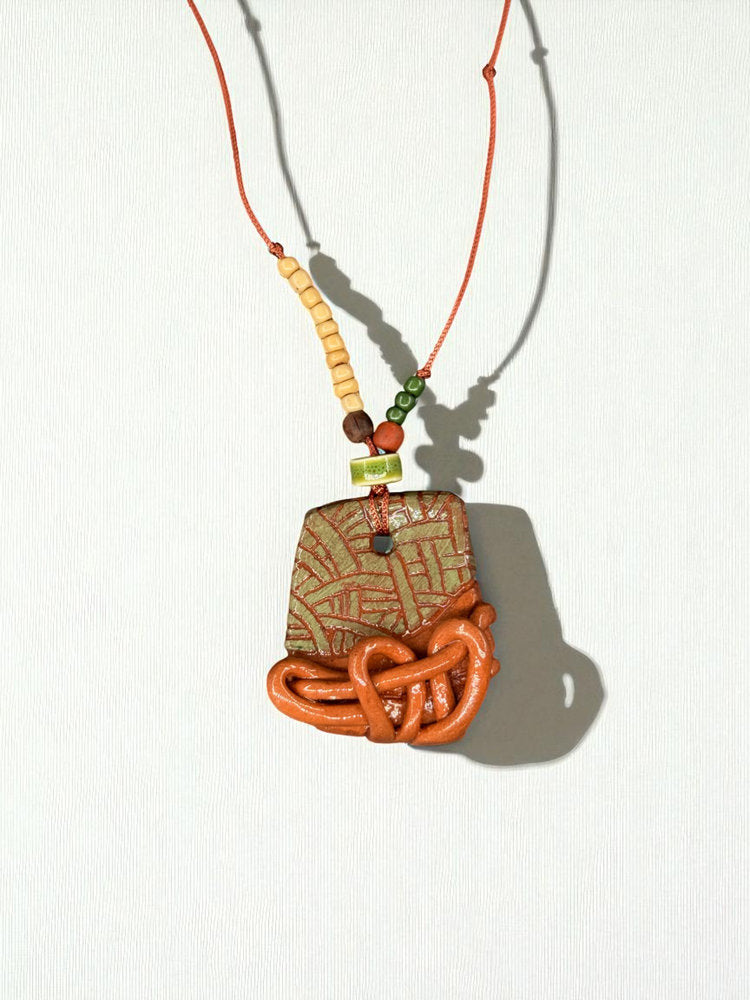 Collar de Nudos Celtas
