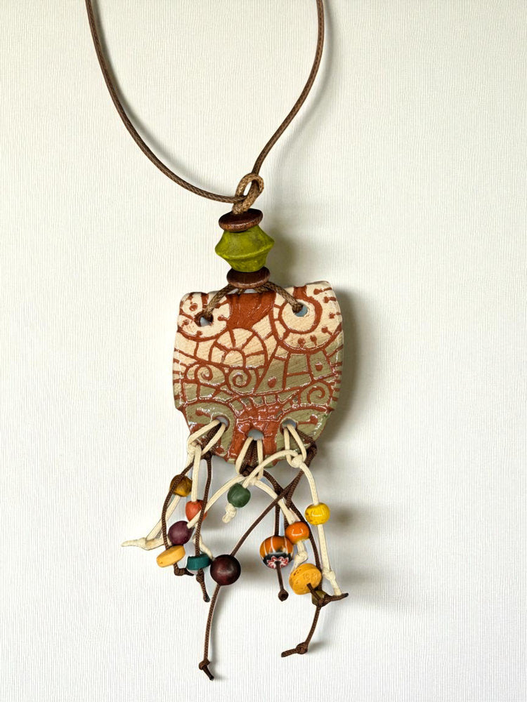 Collar con Borla Tribal