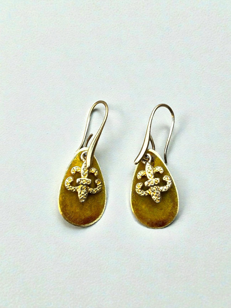 Aretes Flor de Lis