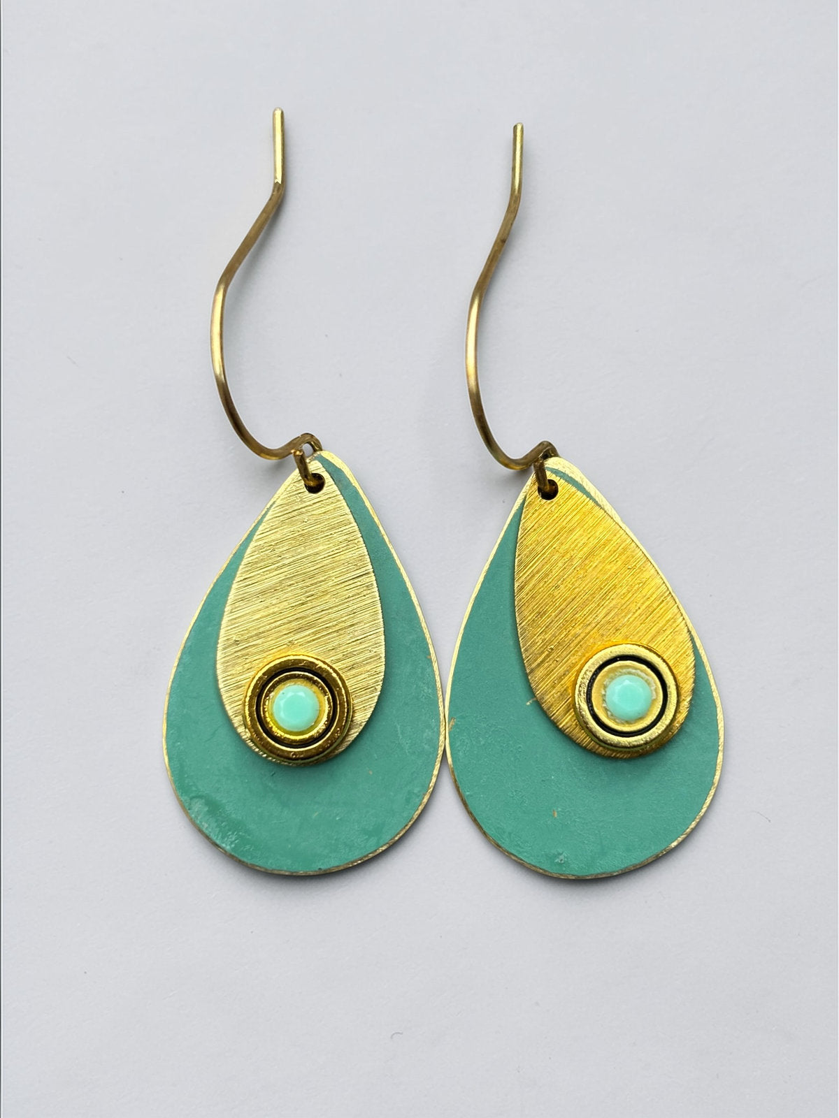 Aretes en Forma de Lágrima