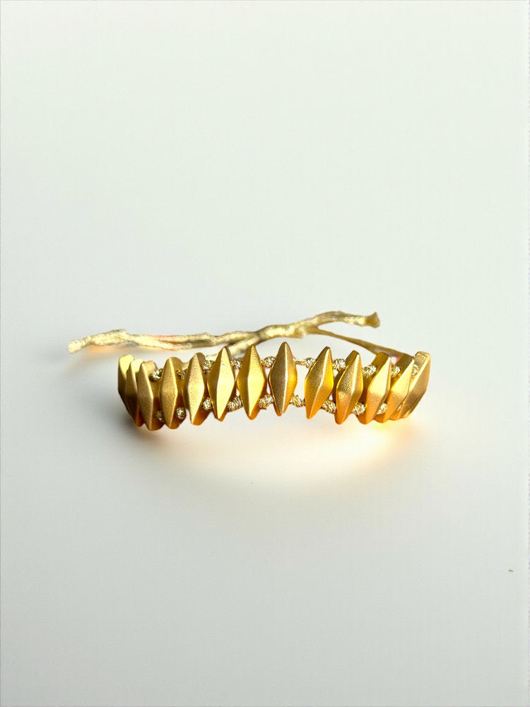 Pulsera Geométrica Dorada