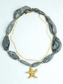 Collar Estrella de Mar en Seda Gris