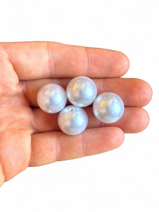 Plastic 16mm White Pearl