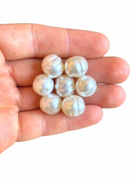 Plastic Pumpkin Cream Pearl