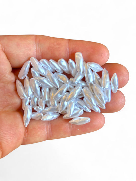 Plastic Leaf White Pearl