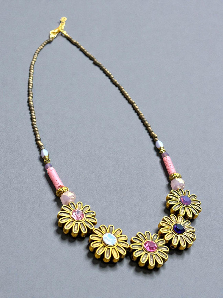 Daisy Necklace
